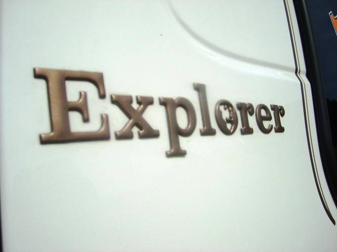Explorer Van 35 
